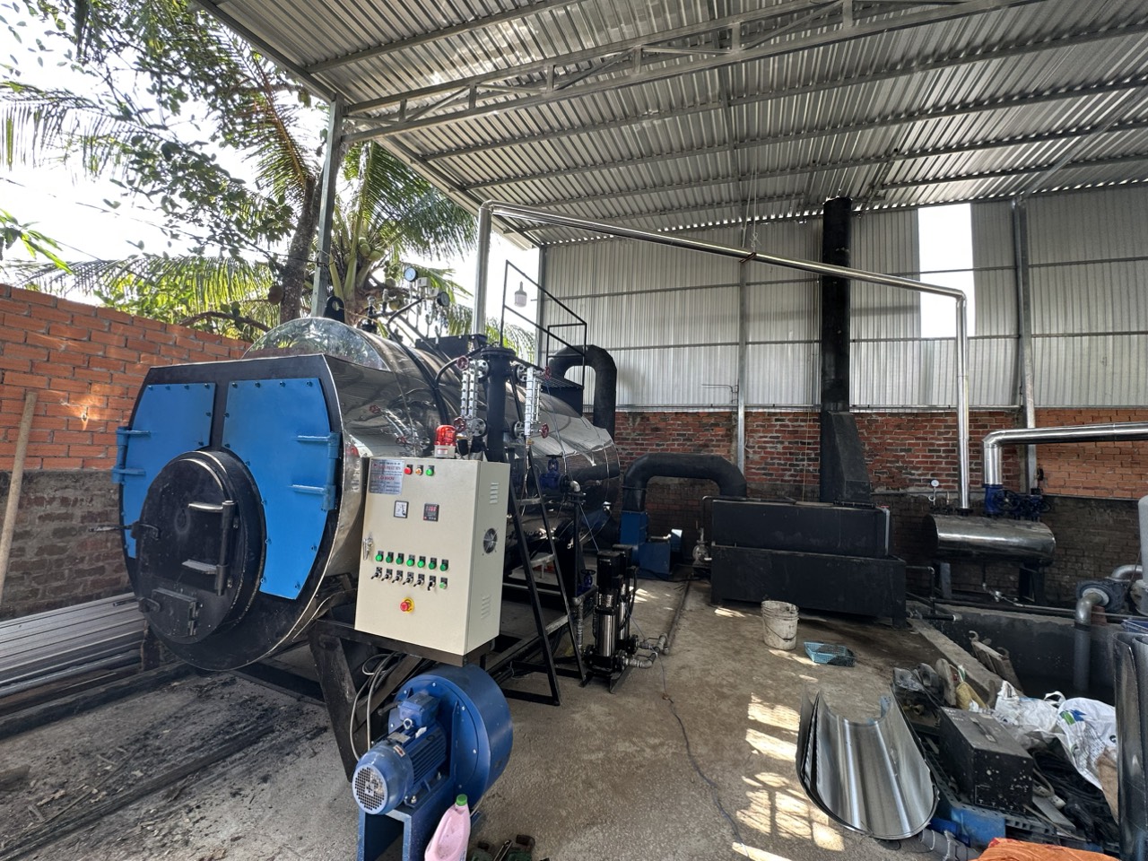 Lò hơi đốt củi